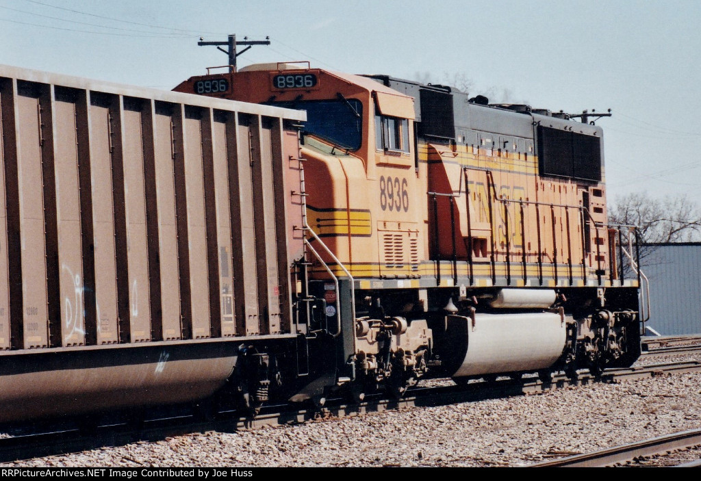 BNSF 8936 DPU